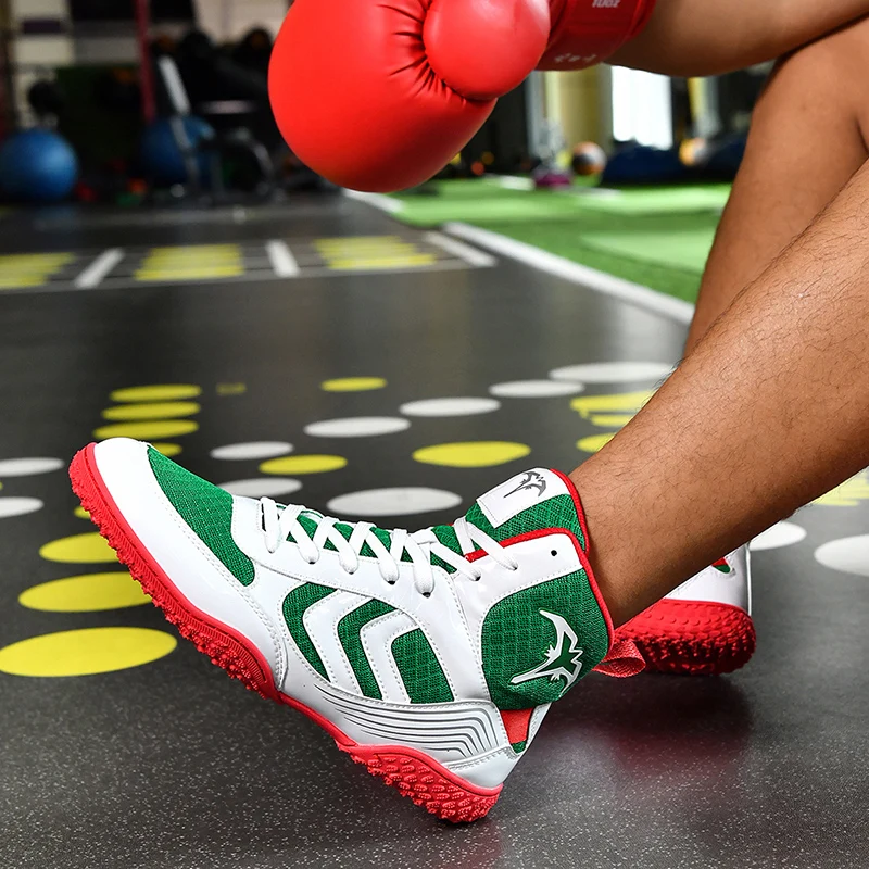Men New Wrestling Shoes Comfortable Outdoor Fitness High Top Struggle Male Wrestling Shoes Professional Big Size Judo Sport
Men New Wrestling Shoes Comfortable Outdoor Fitness High Top Struggle Male Wrestling Shoes Professional Big Size Judo Sport