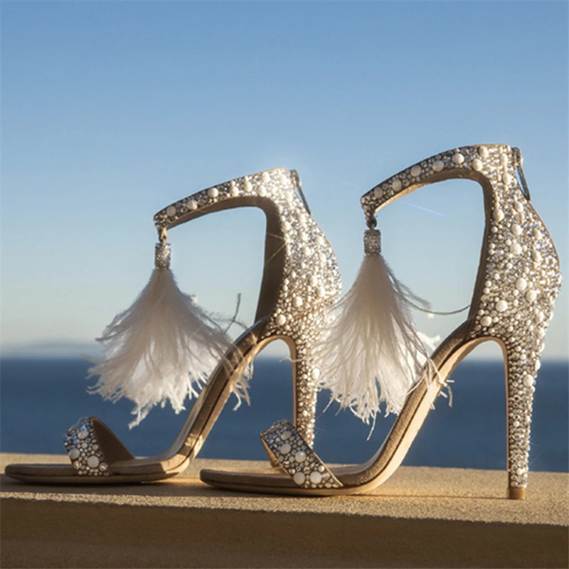 Fashion Fur Fringed Women Gladiator Sandals Rhinestone High Heels Ankle Strap Dress Pumps Female Bridal Wedding Shoes Stiletto
Fashion Fur Fringed Women Gladiator Sandals Rhinestone High Heels Ankle Strap Dress Pumps Female Bridal Wedding Shoes Stiletto