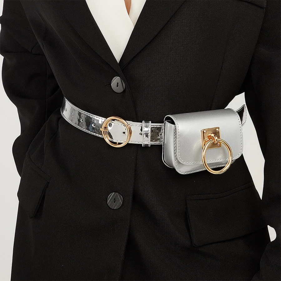 Silver Leather Chain Waist Bag Adjustable Shoulder Strap Crossbody Bag Wallet Fashion Waist Pack Detachable Play Waist Belt sac 
Silver Leather Chain Waist Bag Adjustable Shoulder Strap Crossbody Bag Wallet Fashion Waist Pack Detachable Play Waist Belt sac