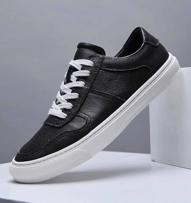Men's Luxury Lazy oes Top Layer Cowhide Bla Flats Comfortable Breathable Casual Sneakers Trendy round Toe Rubber Outsole
Men's Luxury Lazy oes Top Layer Cowhide Bla Flats Comfortable Breathable Casual Sneakers Trendy round Toe Rubber Outsole