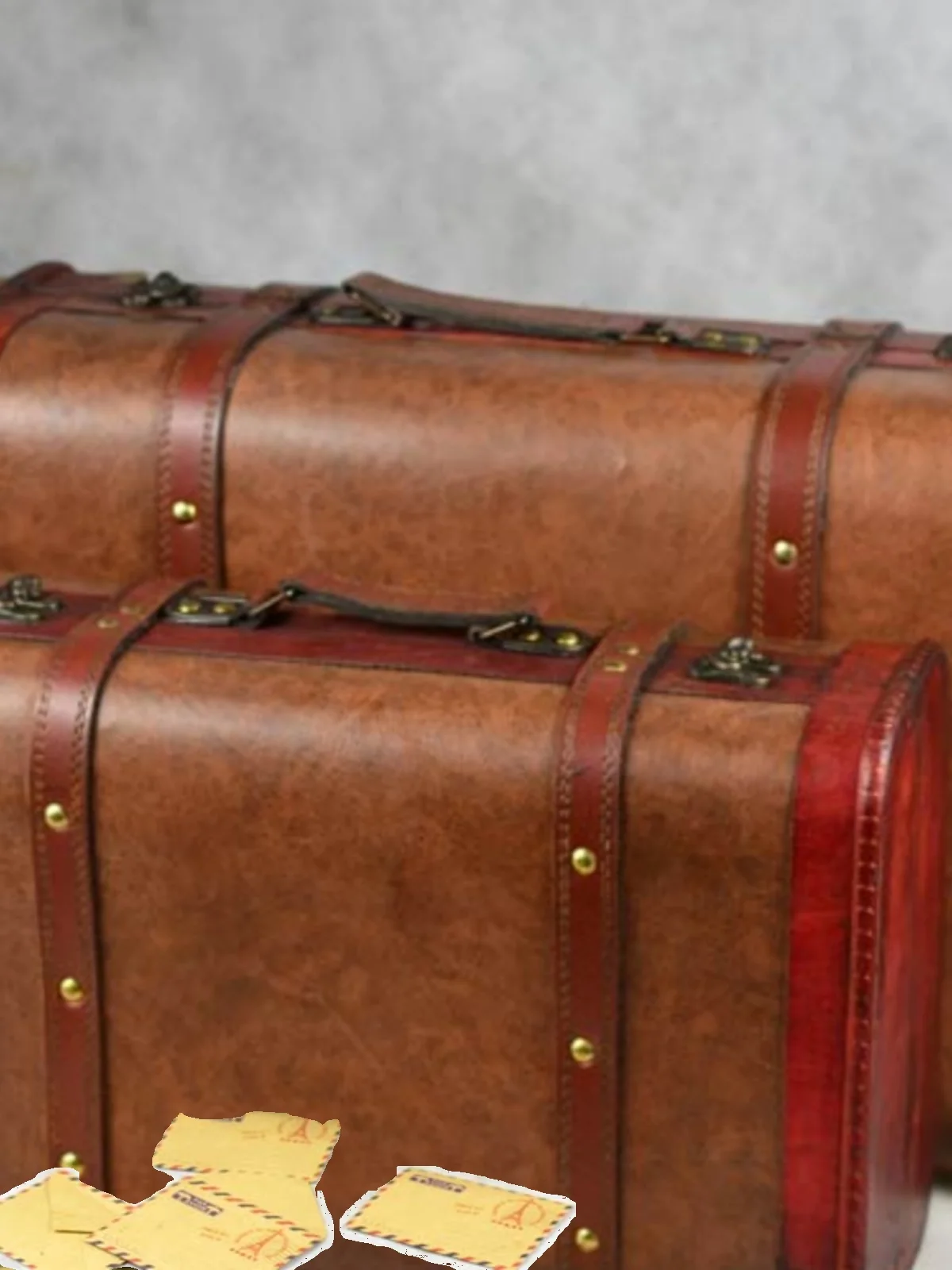 Retro Wooden Trunk Prtional Handheld Box European Sle Window Display Photoaphy Prop Decorative Lo Leather Box
Retro Wooden Trunk Prtional Handheld Box European Sle Window Display Photoaphy Prop Decorative Lo Leather Box