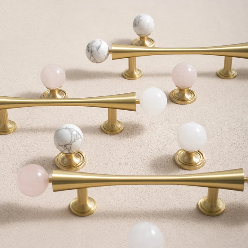 Furniture Indoor Bedroom Wardrobe Door Crystal Brass Long Handle Cabinet Wine Cabinet Drawer Handle Knob
Furniture Indoor Bedroom Wardrobe Door Crystal Brass Long Handle Cabinet Wine Cabinet Drawer Handle Knob
