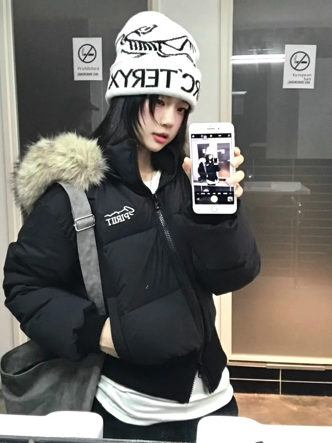 Американский пуховый хлопковый джет в стиле ретро, женское пальто Thiened ort, зимнее новое пальто для похудения с талией, дизайн премиум-класса Feel
Американский пуховый хлопковый джет в стиле ретро, женское пальто Thiened ort, зимнее новое пальто для похудения с талией, дизайн премиум-класса Feel