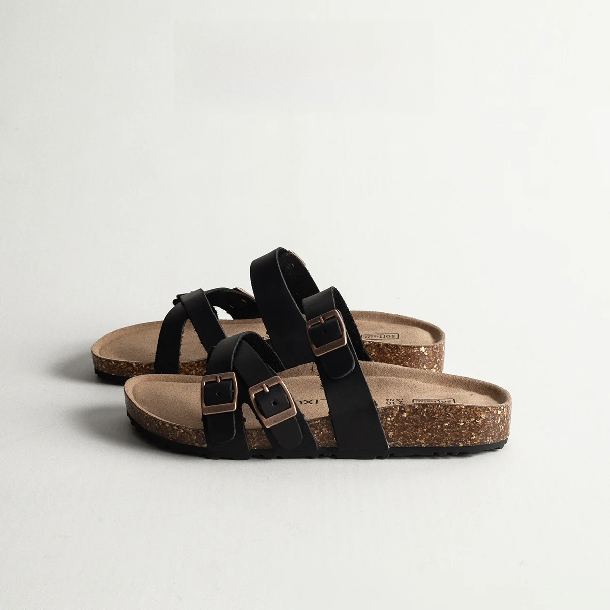 Vegan Leather Retro Women's Sandals Summer Thick Heel Cork Flat Sandals Outdoor Versatile Buckle Beach Slippers
Vegan Leather Retro Women's Sandals Summer Thick Heel Cork Flat Sandals Outdoor Versatile Buckle Beach Slippers