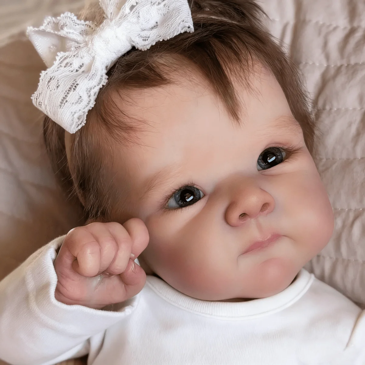 BZDOLL 19 Inch 48CM Full Vinyl Reborn Baby Doll Handmade Gift for Child with Pacifier & Bottle
BZDOLL 19 Inch 48CM Full Vinyl Reborn Baby Doll Handmade Gift for Child with Pacifier & Bottle