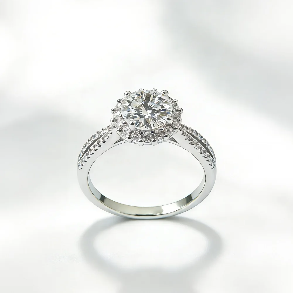 Романтическое кольцо для женщин с муассанитом 2 карата, платина PT950 – бриллиантовая круглая оправа, платиновый блеск, идеальный выбор для предложения руки и сердца
Романтическое кольцо для женщин с муассанитом 2 карата, платина PT950 – бриллиантовая круглая оправа, платиновый блеск, идеальный выбор для предложения руки и сердца