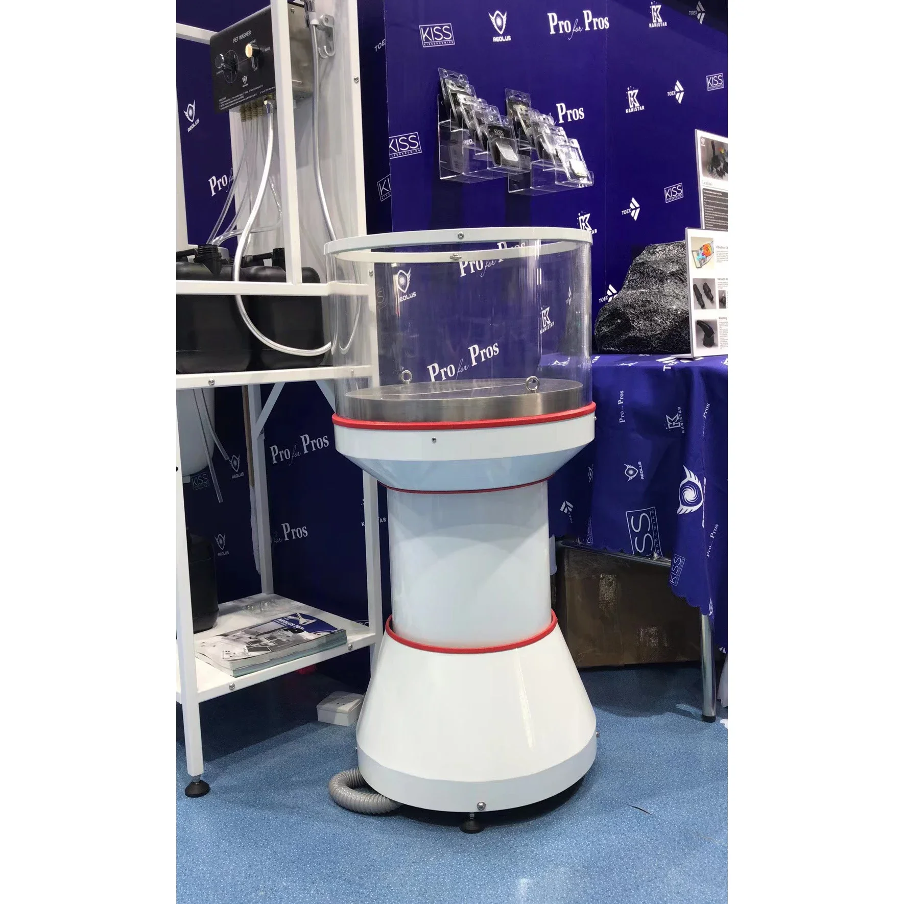 Pet grooming station Luxury Bathtub Micro Bubble Spa Tub Advanced pet care technology Pet Cleaning micro bubble bathtub
Pet grooming station Luxury Bathtub Micro Bubble Spa Tub Advanced pet care technology Pet Cleaning micro bubble bathtub