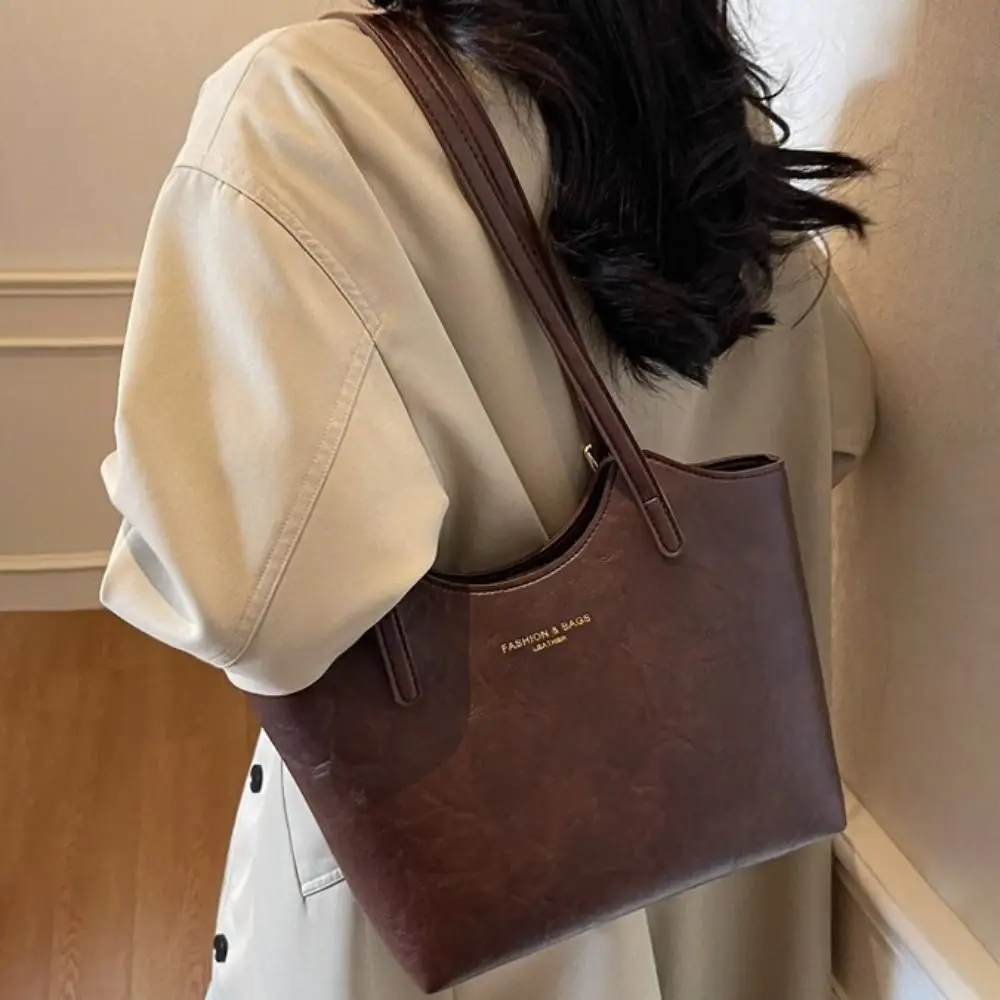 Винтажная однотонная сумка через плечо, большая вместительная сумка-мессенджер из искусственной кожи, женская сумка-тоут на молнии
Винтажная однотонная сумка через плечо, большая вместительная сумка-мессенджер из искусственной кожи, женская сумка-тоут на молнии