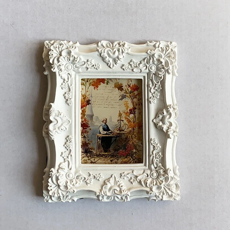 Mutihome Room Decoration European Style Home Decor Retro Style French Style Resin Wall Mounted Resin Frame Decora photo Frame
Mutihome Room Decoration European Style Home Decor Retro Style French Style Resin Wall Mounted Resin Frame Decora photo Frame