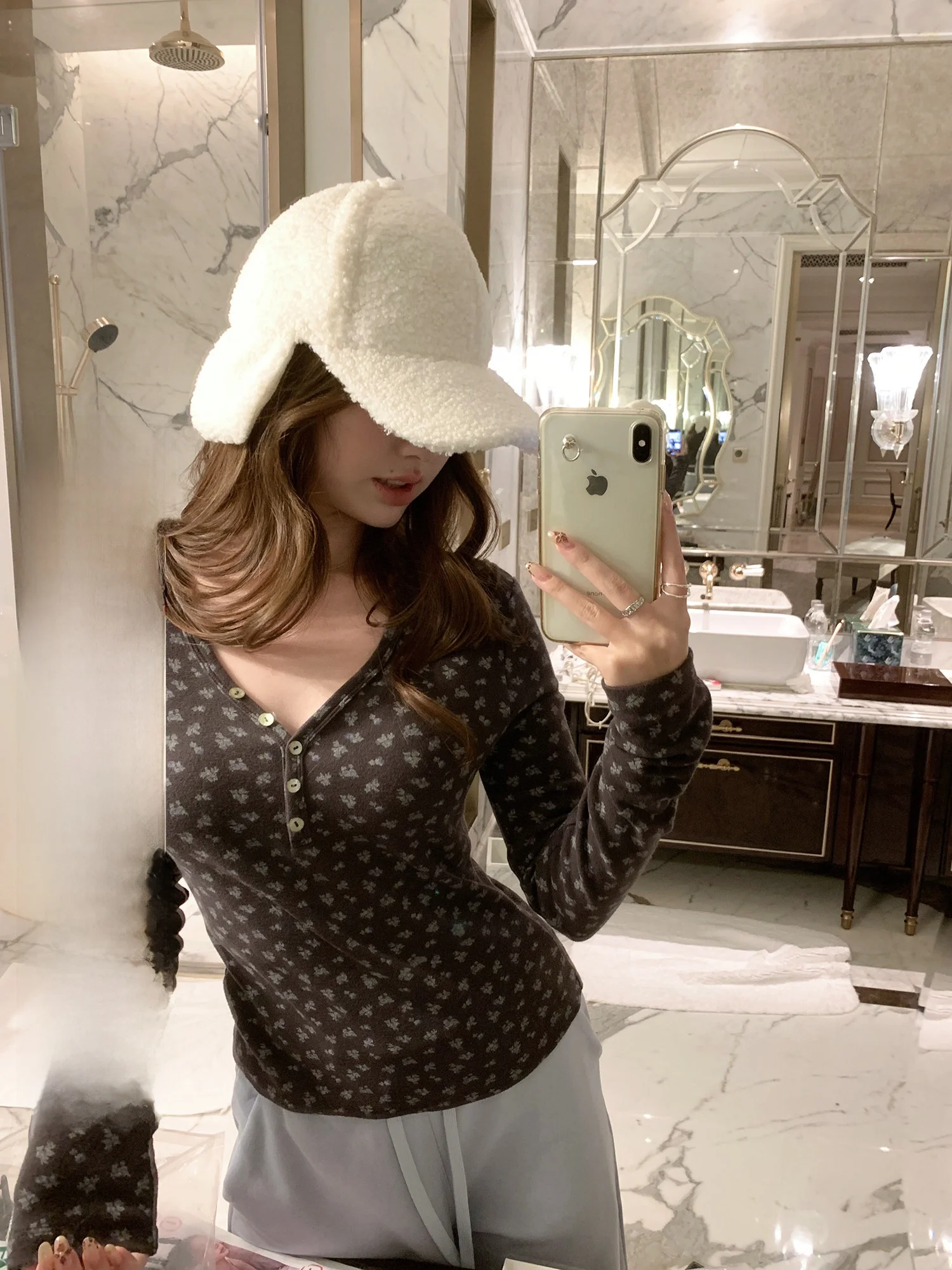 Long Sve Heart Collar T-irt Women's Base Layer Brued Floing Floral Print Slim Fit Versatile Modal Fabric Commute Sle
Long Sve Heart Collar T-irt Women's Base Layer Brued Floing Floral Print Slim Fit Versatile Modal Fabric Commute Sle