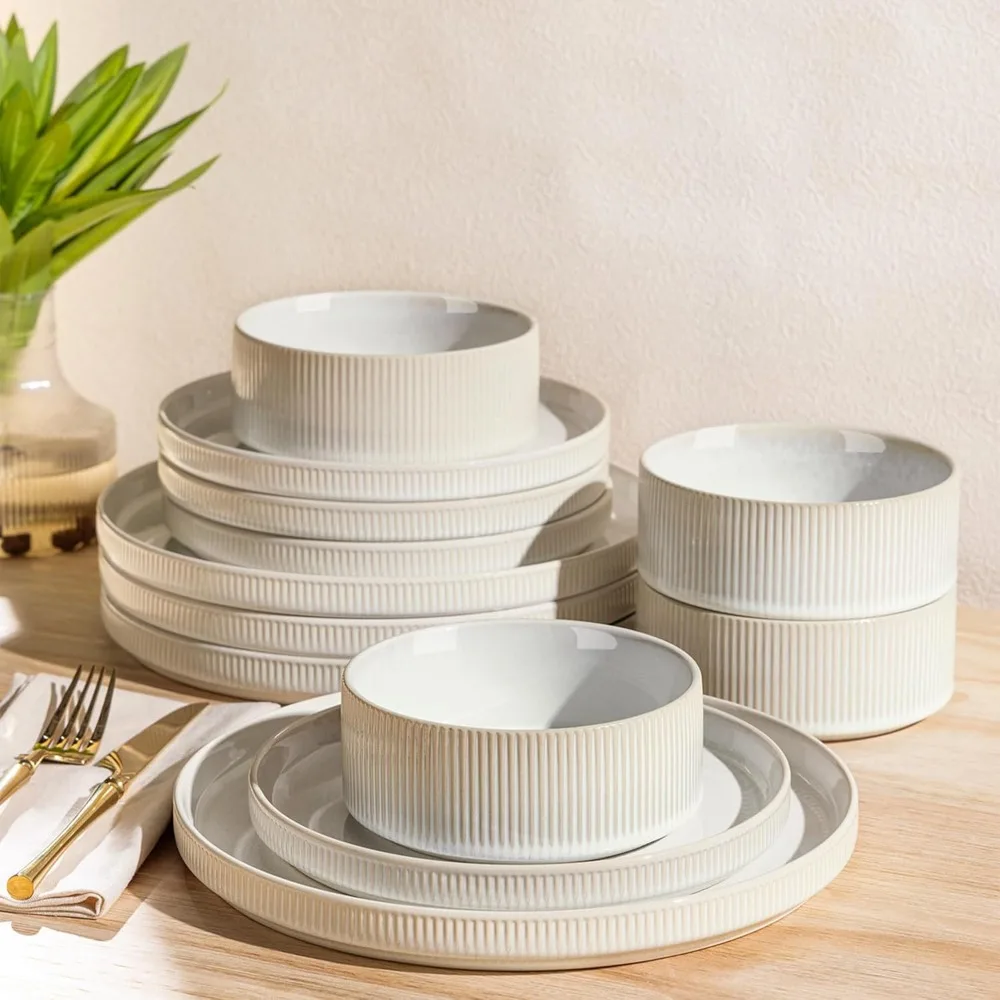 Terra Ceramic Dinnerware Set for 4 People, 12-Piece Porcelain Light and Durable Plate and Bowl Set, Resistant to Scratches, Oven
Terra Ceramic Dinnerware Set for 4 People, 12-Piece Porcelain Light and Durable Plate and Bowl Set, Resistant to Scratches, Oven