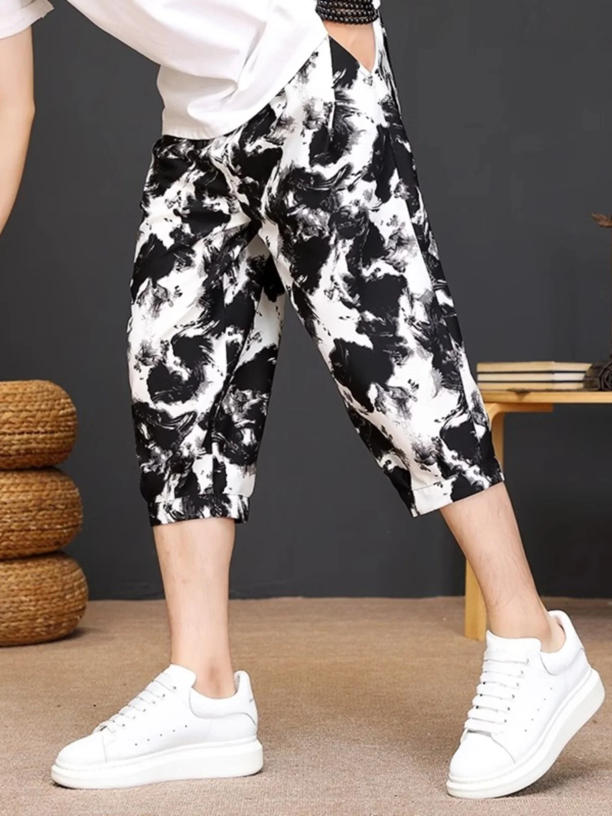 Summer Ice Silk Seven-Foot Pants Men's Casual Sle Printed orts Trendy Thin Sports Beach-Middle Pants Loose Fit High Waist
Summer Ice Silk Seven-Foot Pants Men's Casual Sle Printed orts Trendy Thin Sports Beach-Middle Pants Loose Fit High Waist