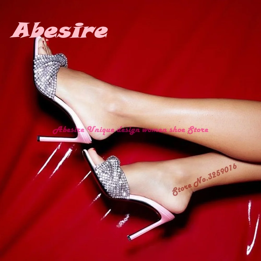 Twist Crystal Square Toe Slippers Thin Heels Satin Mules Summer 2023 New Design Solid Rhinestone Luxury Party Shoes Elegant Sexy
Twist Crystal Square Toe Slippers Thin Heels Satin Mules Summer 2023 New Design Solid Rhinestone Luxury Party Shoes Elegant Sexy