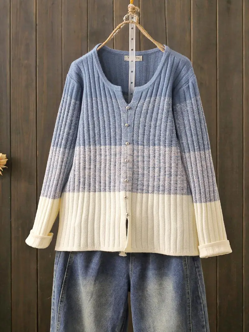 Autumn Winter plus Size Women's Knitted Sweater Gradient Color Casual Loose Soft Comfortable V-Neck Long Sleeve Warm Thermal
Autumn Winter plus Size Women's Knitted Sweater Gradient Color Casual Loose Soft Comfortable V-Neck Long Sleeve Warm Thermal