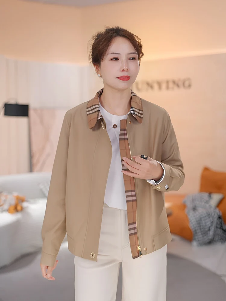 Винтажная женская повседневная куртка с клетчатым воротником в стиле пэчворк, укороченная, с эффектом омоложения, осенняя коллекция 2025 года, модная женская верхняя одежда
Винтажная женская повседневная куртка с клетчатым воротником в стиле пэчворк, укороченная, с эффектом омоложения, осенняя коллекция 2025 года, модная женская верхняя одежда