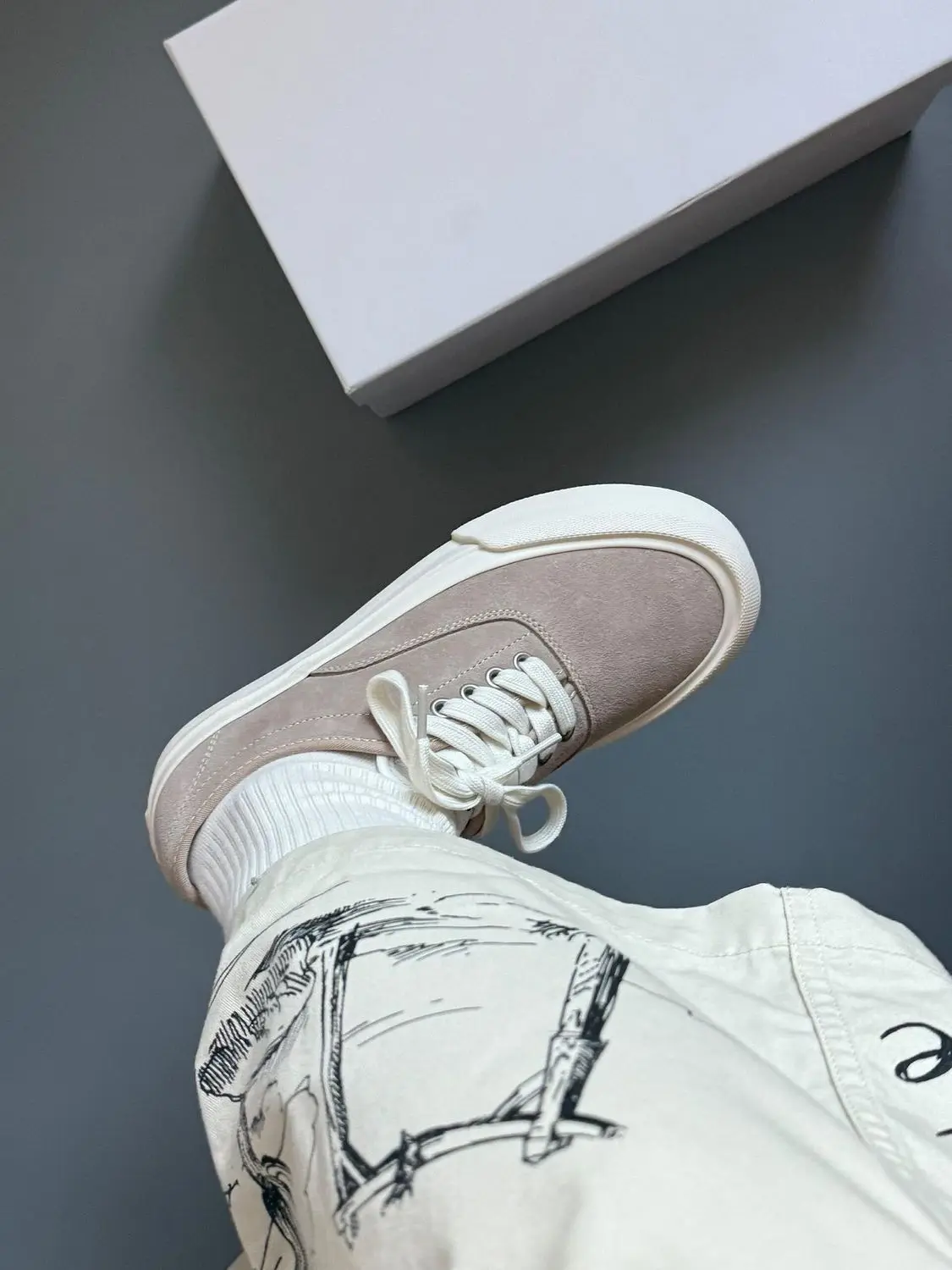 Trendy Low-Top Lace-Up Men's Biscuit Shoes Thick Bottom Heightening Casual British Style Daily Commute Versatile Board Shoes
Trendy Low-Top Lace-Up Men's Biscuit Shoes Thick Bottom Heightening Casual British Style Daily Commute Versatile Board Shoes