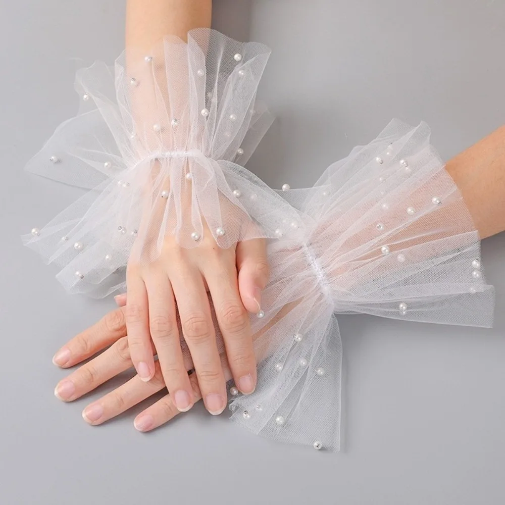 Fashion Wedding Dress Pearl Beaded Sleeves Decoration Removeable Bride Sleeve Wristband Mesh Bride Arm Sleeves Party
Fashion Wedding Dress Pearl Beaded Sleeves Decoration Removeable Bride Sleeve Wristband Mesh Bride Arm Sleeves Party
