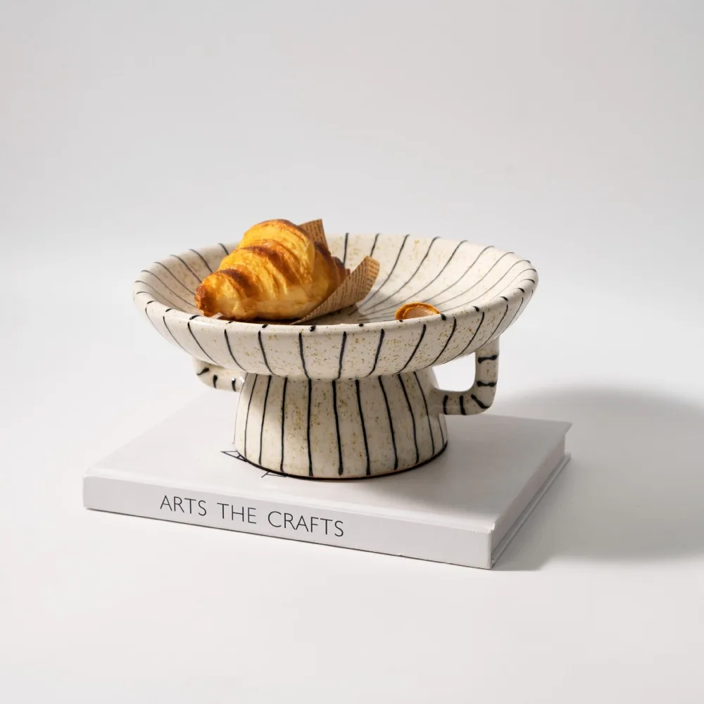 Resin Plates Black and White Stripes Food Plate Kitchen Tableware Luxury Serving Plates Table Decoration and Accessories
Resin Plates Black and White Stripes Food Plate Kitchen Tableware Luxury Serving Plates Table Decoration and Accessories