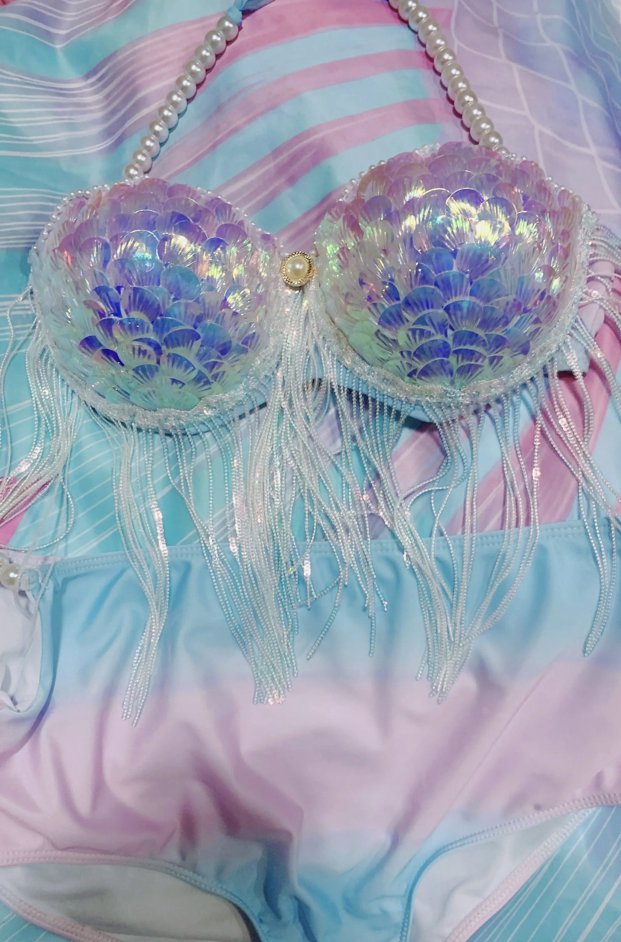 Mermaid Shell Sequin Bra Mermaid Performance Aquarium Swimsuit Vacation Hot Spring Bikini Swimsuit Vacation Beach Bikini Top
Mermaid Shell Sequin Bra Mermaid Performance Aquarium Swimsuit Vacation Hot Spring Bikini Swimsuit Vacation Beach Bikini Top
