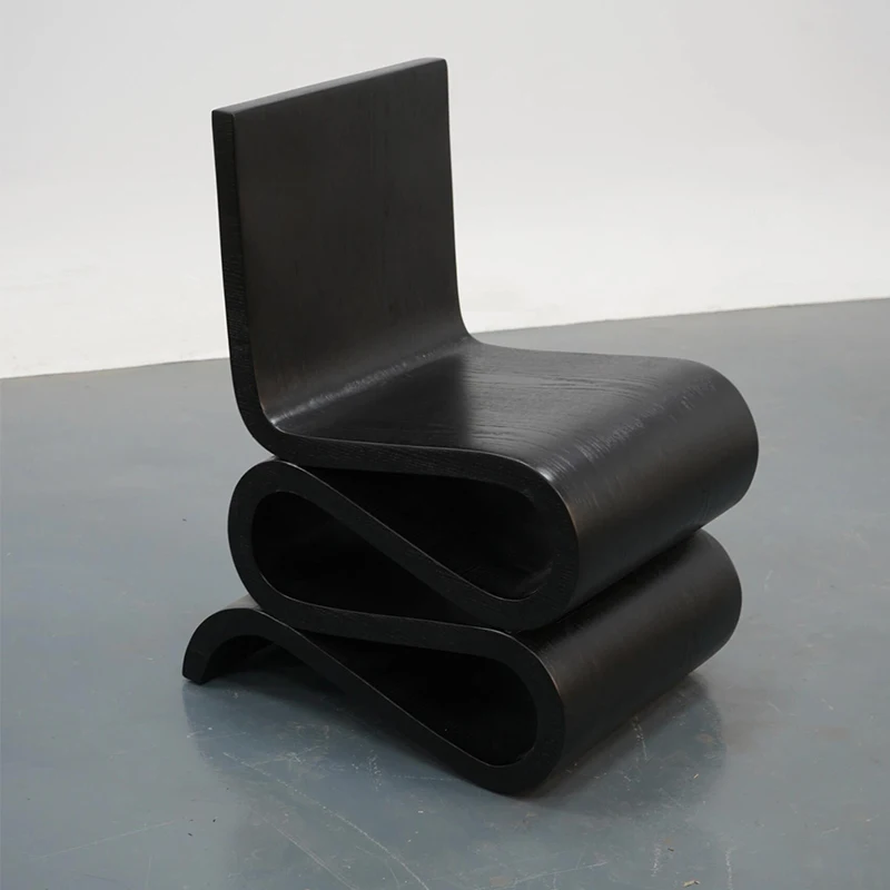 Designer creative special-shaped fiberglass S-shaped folding chair model room hotel art simple bending chair 
Designer creative special-shaped fiberglass S-shaped folding chair model room hotel art simple bending chair