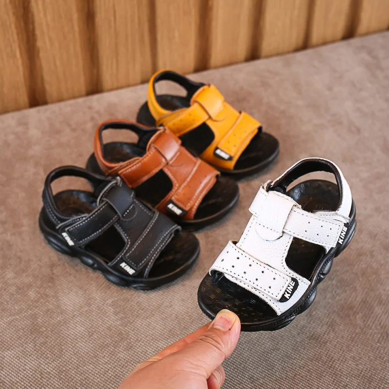 Baby Sprots Students Sandals Fashionable Bear Sole Hollow Casual Cartoon Breathable Summer Comfortable Kids Soft Zapatos Niña
Baby Sprots Students Sandals Fashionable Bear Sole Hollow Casual Cartoon Breathable Summer Comfortable Kids Soft Zapatos Niña