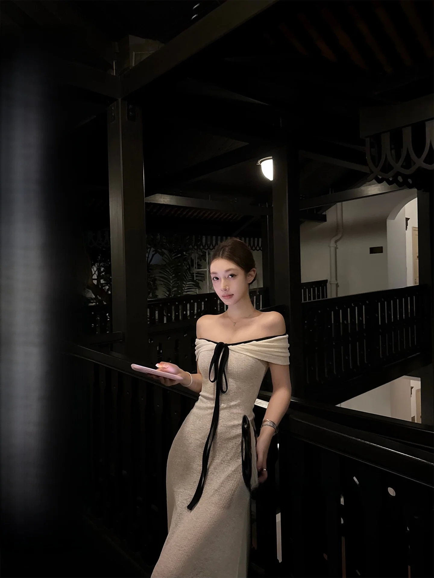 Romantic One-Shoulder Waist-Cinched Belted Chestnut Cocoa Windsor Love Dress Women's Spring Long Sleeve Fairy Skirt Fit Dress
Romantic One-Shoulder Waist-Cinched Belted Chestnut Cocoa Windsor Love Dress Women's Spring Long Sleeve Fairy Skirt Fit Dress