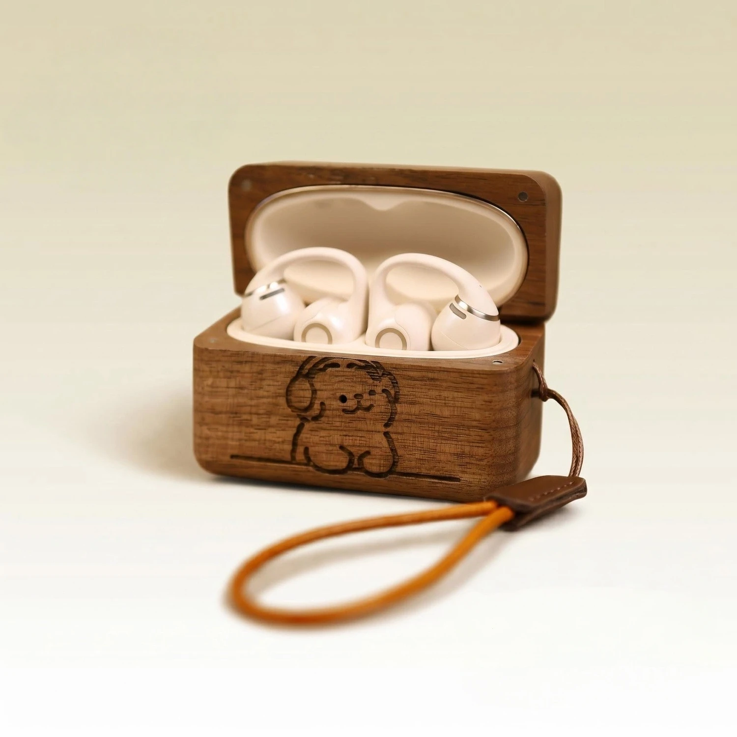 Handcrafted Walnut Wood Protective Case for Shokz OpenDots ONE / OpenDots 2, Vintage Solid Wood Cover with Hand Strap
Handcrafted Walnut Wood Protective Case for Shokz OpenDots ONE / OpenDots 2, Vintage Solid Wood Cover with Hand Strap