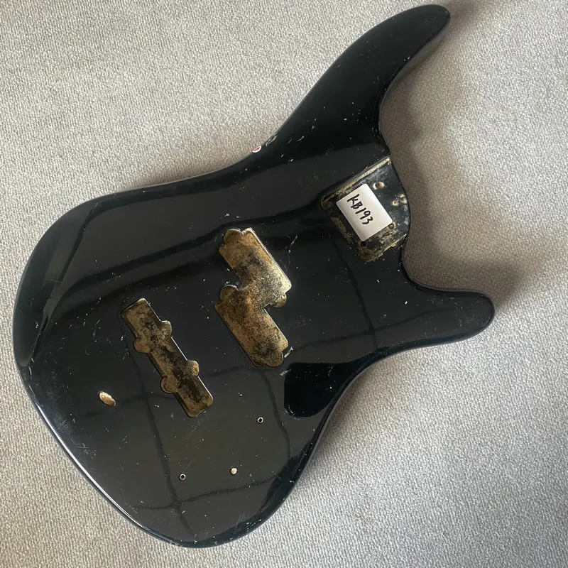 KB193 Black Color 4 Or 5 String Electric Guitar Bass Body Solid Wood PJB Pickups Right Hand DIY&Replace Parts
KB193 Black Color 4 Or 5 String Electric Guitar Bass Body Solid Wood PJB Pickups Right Hand DIY&Replace Parts
