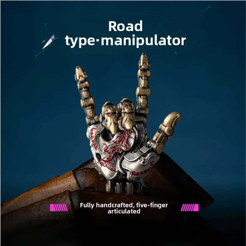 Daoist Mechanical Hand Pendant - Movable Damping Structure, Retro Punk Keychain & Men's Necklace
Daoist Mechanical Hand Pendant - Movable Damping Structure, Retro Punk Keychain & Men's Necklace