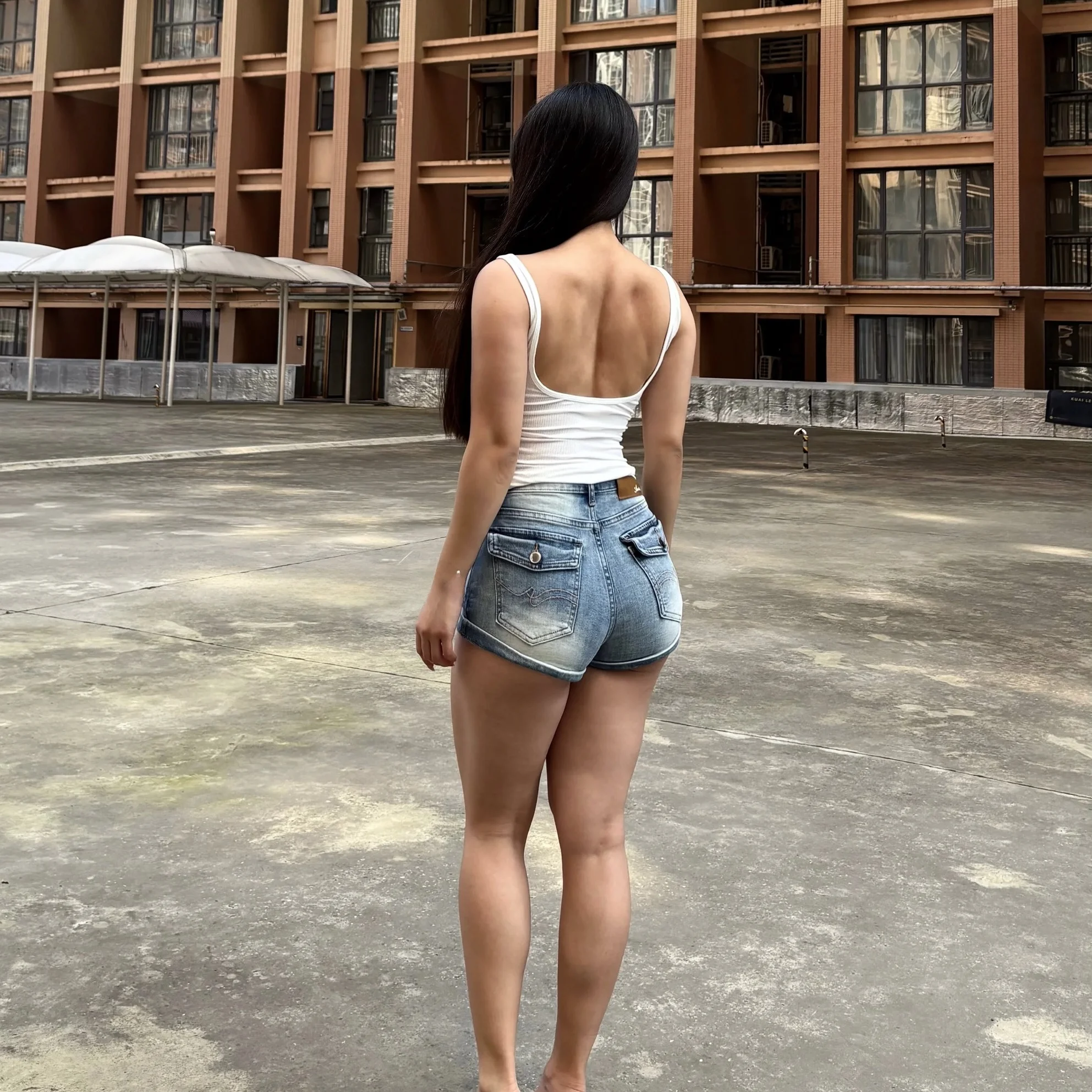 DakaFit High Waist Denim Shorts for Girls Fitness Girls Short Pants Women's mid Stretch High Waist Cotton Summer Shorts
DakaFit High Waist Denim Shorts for Girls Fitness Girls Short Pants Women's mid Stretch High Waist Cotton Summer Shorts