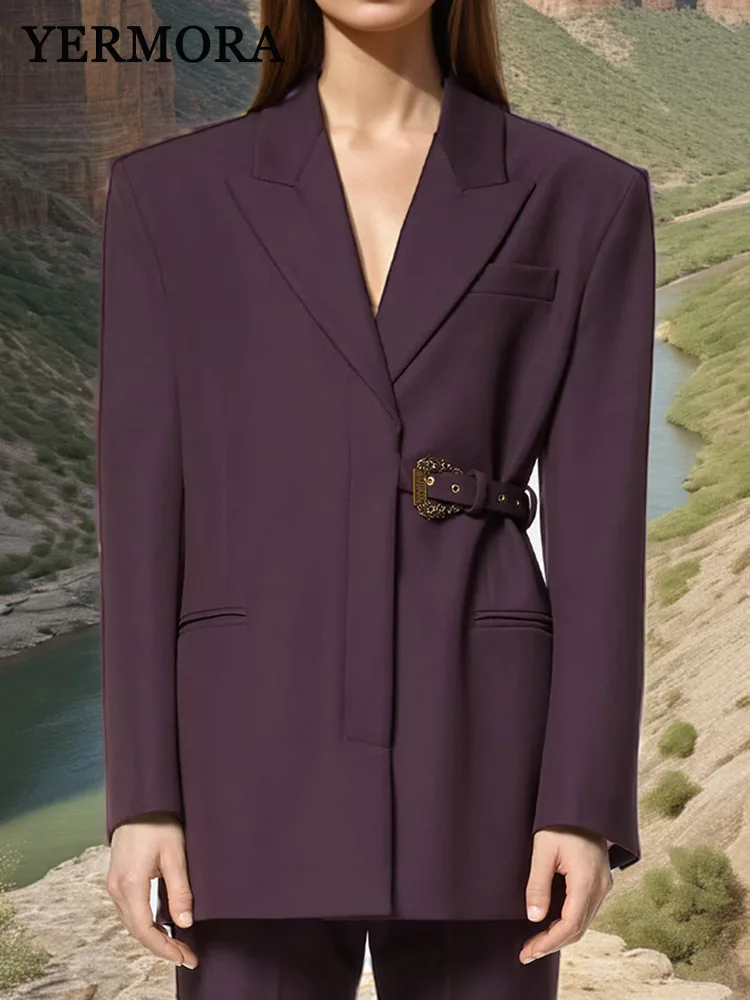 YERMORA Red Buckle Pockets Brief Casual Blazer For Women Lapel Long Sleeve Loose New Jacket Fashion Tide Spring Autumn 2025
YERMORA Red Buckle Pockets Brief Casual Blazer For Women Lapel Long Sleeve Loose New Jacket Fashion Tide Spring Autumn 2025