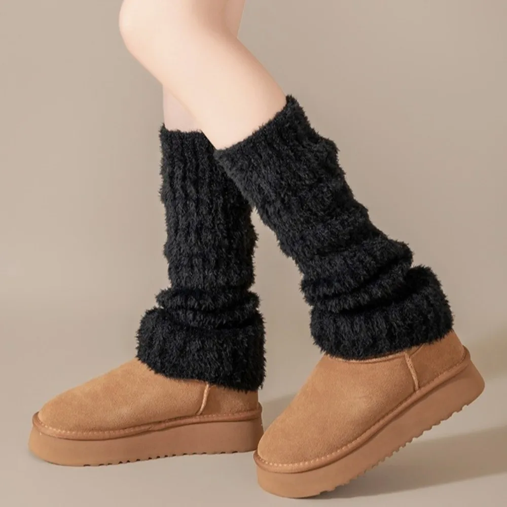 Japanese Style Furry Leg Warmers 45cm Coral Fleece Long Tube Sock Solid Color Thickened Warm Knee Sleeve Autumn/Winter
Japanese Style Furry Leg Warmers 45cm Coral Fleece Long Tube Sock Solid Color Thickened Warm Knee Sleeve Autumn/Winter