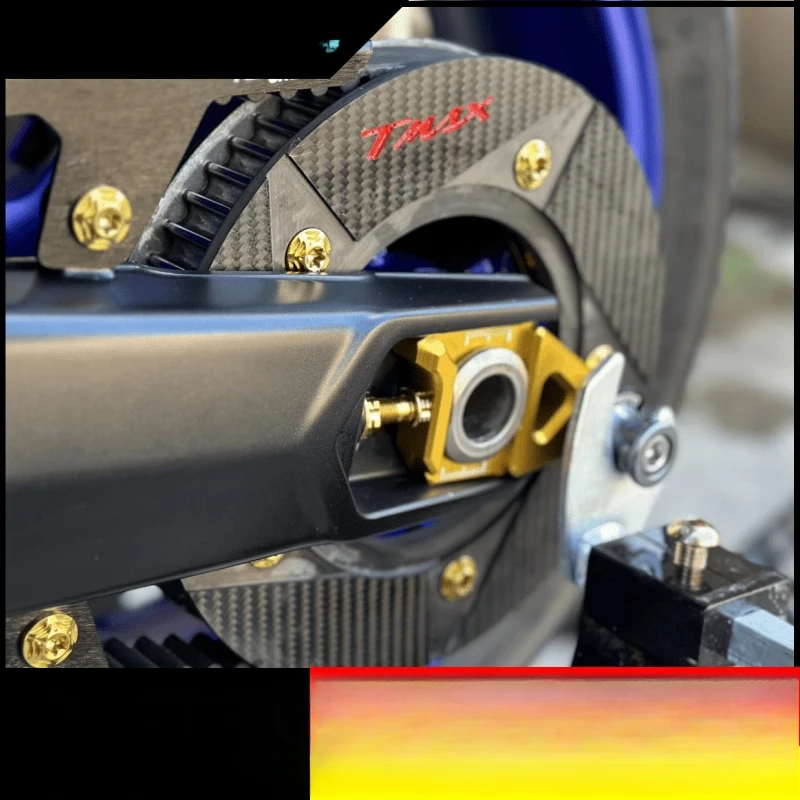 TMAX560-530 17-24 modified rear gear carbon fiber cover rear transmission cover accessories
TMAX560-530 17-24 modified rear gear carbon fiber cover rear transmission cover accessories