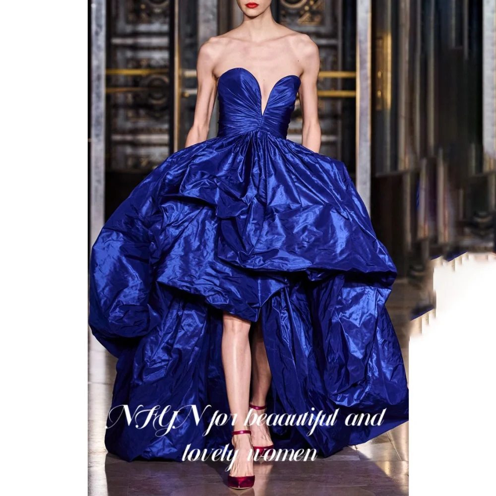 NFYN Navy Blue Elegant Prom Dress V-Neck Backless Prom Gown Satin Short Front and Long Back Pleating Evening Dresses Customized
NFYN Navy Blue Elegant Prom Dress V-Neck Backless Prom Gown Satin Short Front and Long Back Pleating Evening Dresses Customized