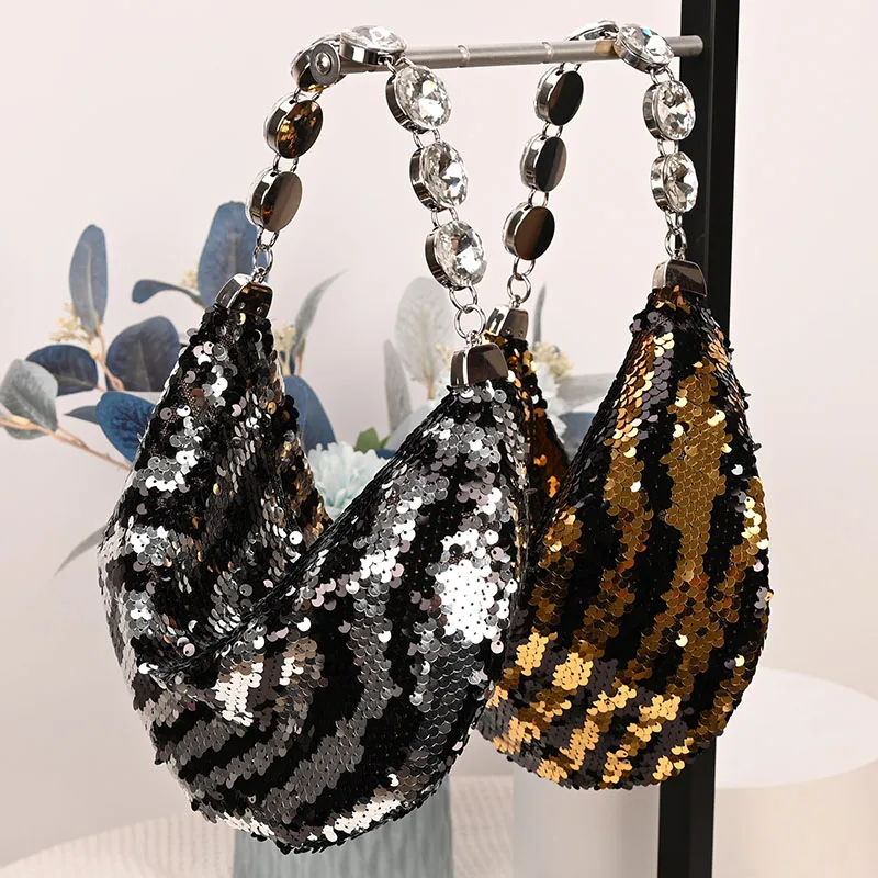 Новая сумка-клатч Diamond: ручная, через плечо, на плечо, блестящая, для вечеринок и торжественных мероприятий
Новая сумка-клатч Diamond: ручная, через плечо, на плечо, блестящая, для вечеринок и торжественных мероприятий