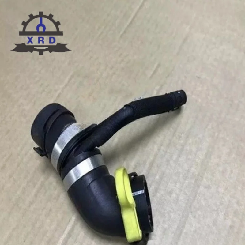OME LR049989 LR045237 Water Tank Radiator Hose A66P Car Radiator Hose Replacement for Land Rover Discovery IV
OME LR049989 LR045237 Water Tank Radiator Hose A66P Car Radiator Hose Replacement for Land Rover Discovery IV