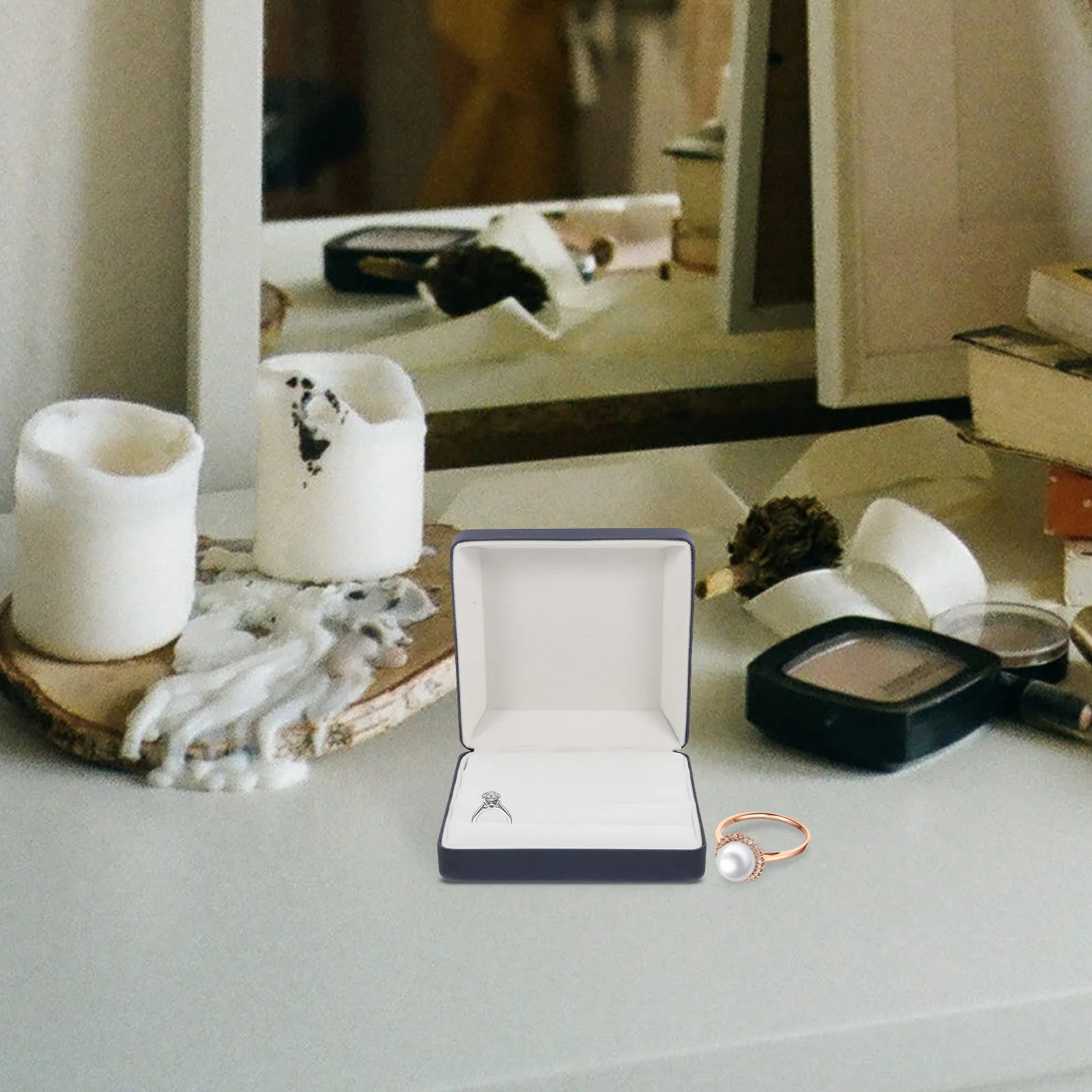 Small Ring Organizer Box Portable PU Jewelry Holder Compact Travel Case Modern Ring Storage Tray Jewelry Organizer
Small Ring Organizer Box Portable PU Jewelry Holder Compact Travel Case Modern Ring Storage Tray Jewelry Organizer