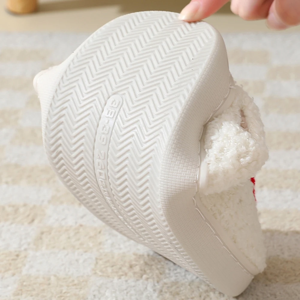 Cartoon Cute Santa Claus Plush Ergonomic Design Warm And Cozy Home Thick Bottom Couple Non-Slip Fashion Winter Slippers for Indo
Cartoon Cute Santa Claus Plush Ergonomic Design Warm And Cozy Home Thick Bottom Couple Non-Slip Fashion Winter Slippers for Indo