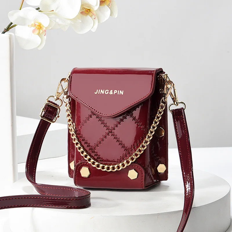 2025 New Women'S Small Square Bag High-Quality Classic Shoulder Crossbody Bag Urban Minimalist Womens Phone Bag Mini Handbag
2025 New Women'S Small Square Bag High-Quality Classic Shoulder Crossbody Bag Urban Minimalist Womens Phone Bag Mini Handbag