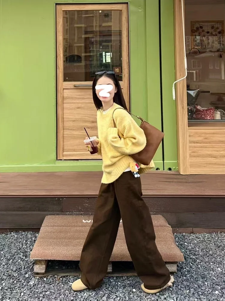 High Waist Wide Leg Fleece Lined Straight Cut Floor Length Jeans Women's Coffee Color Denim Pants Winter Slimming Trousers
High Waist Wide Leg Fleece Lined Straight Cut Floor Length Jeans Women's Coffee Color Denim Pants Winter Slimming Trousers