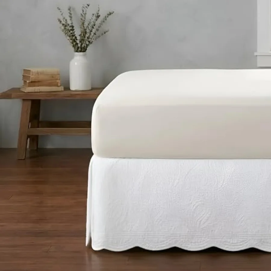 Greenland Home Paisley Quilted 100% Cotton Bed Skirt White
Greenland Home Paisley Quilted 100% Cotton Bed Skirt White