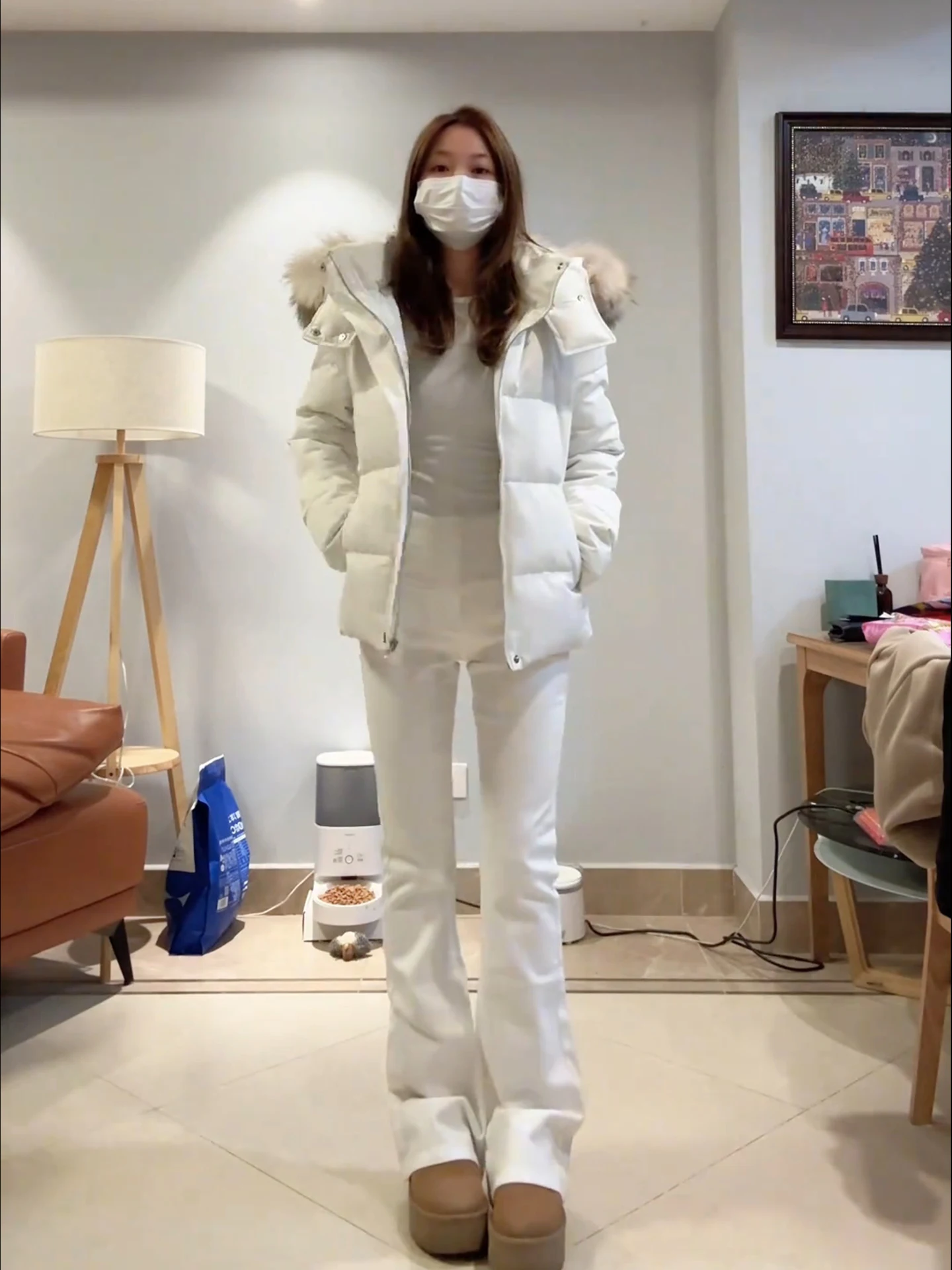 Winter New Style Women's Short Cotton Jacket with Hooded Waist-Cinching Warmth Fur Collar Slimming Outerwear Coat
Winter New Style Women's Short Cotton Jacket with Hooded Waist-Cinching Warmth Fur Collar Slimming Outerwear Coat