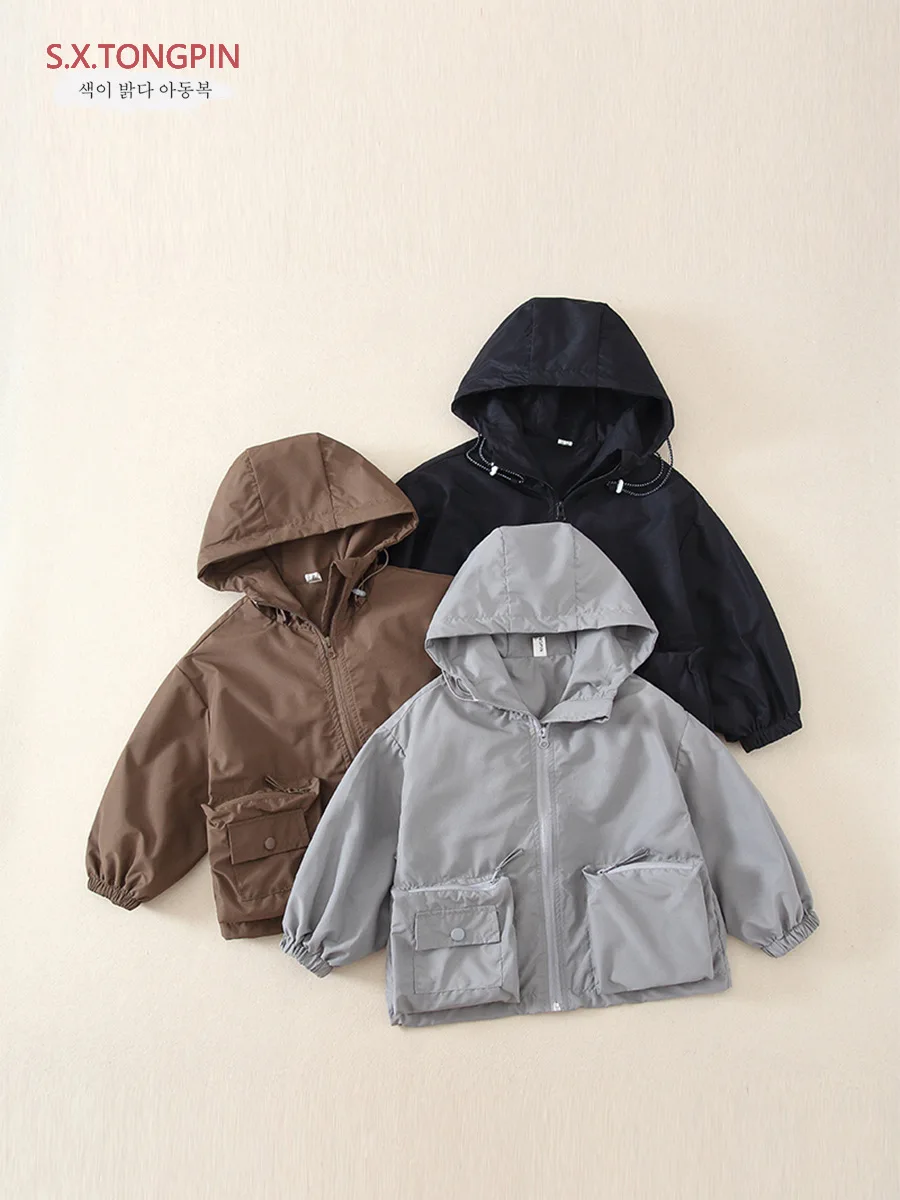 Autumn New All-match Children's Rush Clothes Boys And Girls Spring Hooded Jacket
Autumn New All-match Children's Rush Clothes Boys And Girls Spring Hooded Jacket