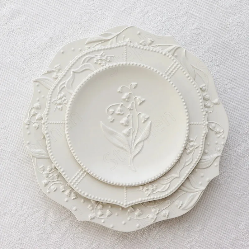 American Embossed Ceramic Plate European Modern Lily of The Valley Flower Relief Lace Dinner Plates Cake Dessert Dish Tableware
American Embossed Ceramic Plate European Modern Lily of The Valley Flower Relief Lace Dinner Plates Cake Dessert Dish Tableware