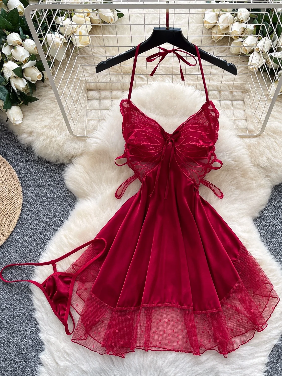 Sexy Strapless Mesh Backless Design Short Dress Korean Style High Waist A-Line Skirt for Young Women Summer Season Home Wear
Sexy Strapless Mesh Backless Design Short Dress Korean Style High Waist A-Line Skirt for Young Women Summer Season Home Wear