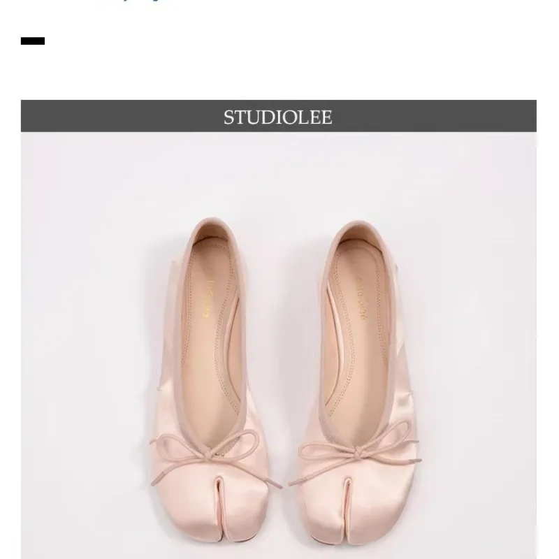 New Woman Shoes 2026 Spring Comfortable Ballet Shoes Designer Shoes for Women Fashion Luxury Single Shoe Flats Zapatos De Mujer
New Woman Shoes 2026 Spring Comfortable Ballet Shoes Designer Shoes for Women Fashion Luxury Single Shoe Flats Zapatos De Mujer