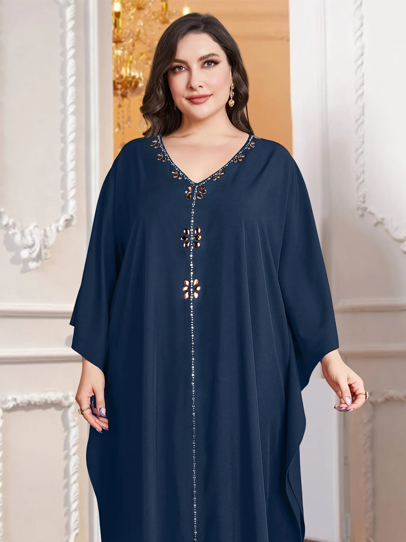 Женское темно-синее платье-кафтан размера плюс, повседневное вечернее платье с v-образным вырезом, украшенное бисером, новинка 2026 года
Женское темно-синее платье-кафтан размера плюс, повседневное вечернее платье с v-образным вырезом, украшенное бисером, новинка 2026 года