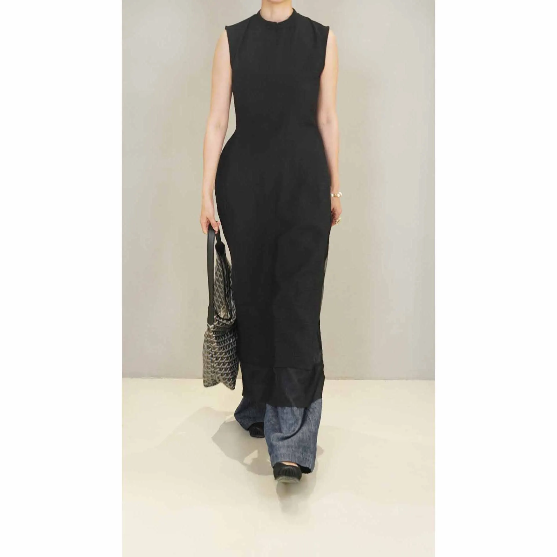 Elegant Slimming A-Line Sleeveless Long Dress with Belt New Chinese Style Button for Women Autumn Season Regenerated Cellulos...
Elegant Slimming A-Line Sleeveless Long Dress with Belt New Chinese Style Button for Women Autumn Season Regenerated Cellulos...