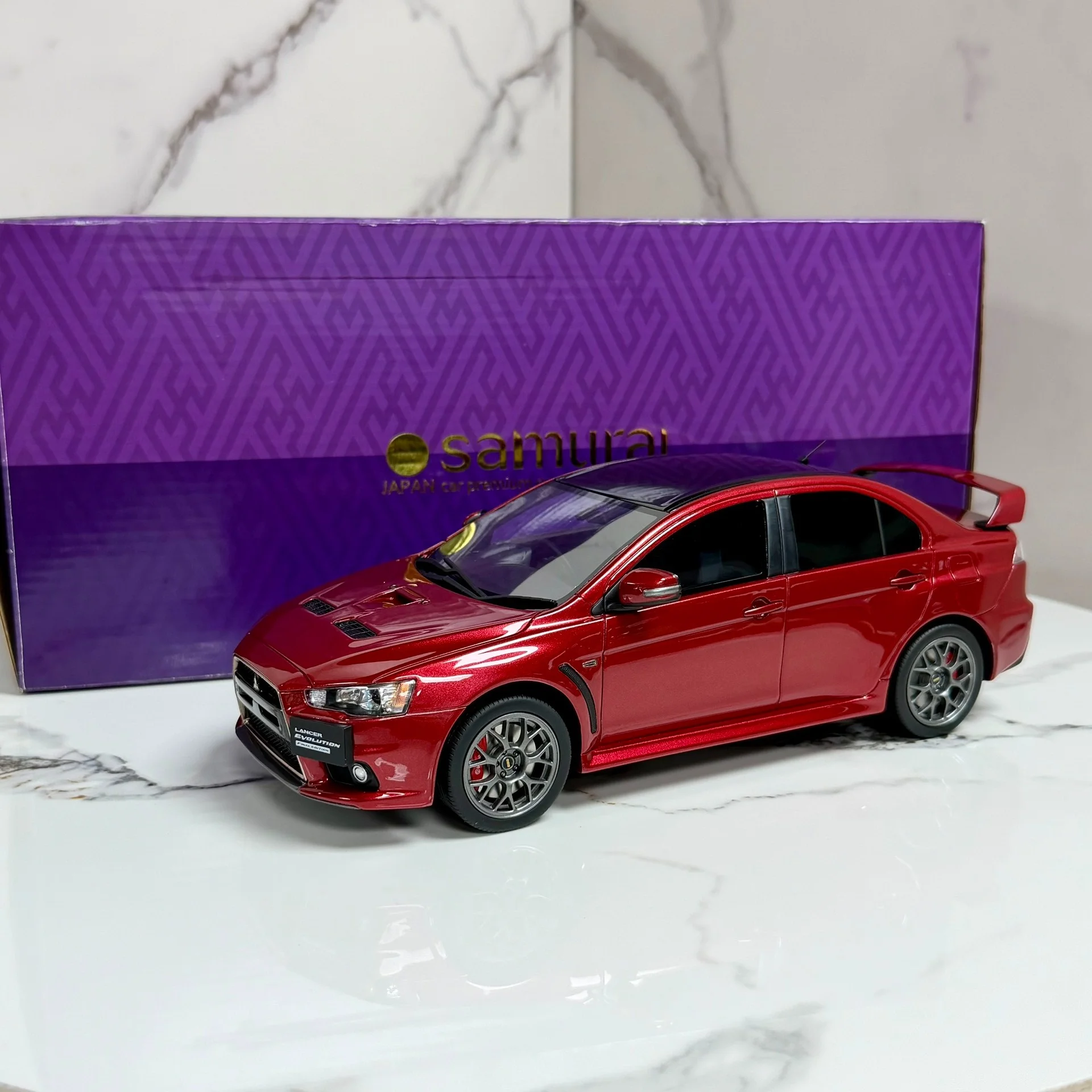 Kyosho 1:18 Lancer EVO 10 Red JDM Simulation Limited Edition Resin Metal Static Car Model Toy Gift
Kyosho 1:18 Lancer EVO 10 Red JDM Simulation Limited Edition Resin Metal Static Car Model Toy Gift