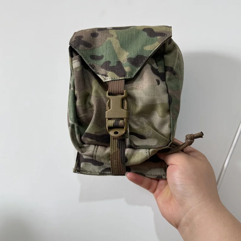 Outdoor Tactical Quick Release IFAK Medical Bag Small Outdoor MOLLE Accessory Bag
Outdoor Tactical Quick Release IFAK Medical Bag Small Outdoor MOLLE Accessory Bag